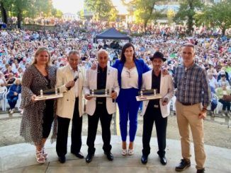 Santander rinde homenaje a ‘Los Carabelas’ en su concierto de despedida