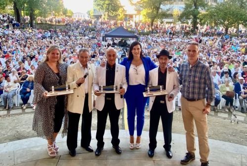Santander rinde homenaje a ‘Los Carabelas’ en su concierto de despedida